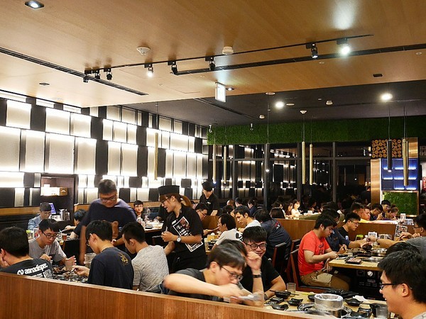 好客燒烤(嘉義秀泰店):好客燒烤(嘉義門市)-嘉義西區吃到飽燒烤 肉品選擇多 吃好吃巧一次擁有 是約會聚餐的好選擇