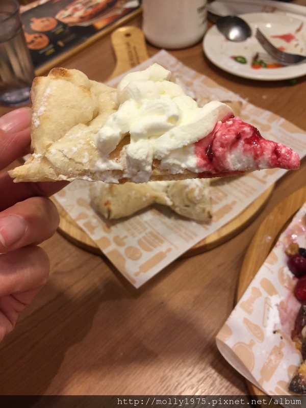 堤諾義式比薩Tino's Pizza Cafe:【台北士林】Tino's Pizza Café 堤諾義式比薩(士林中正店)