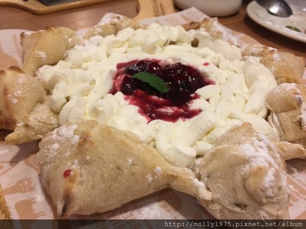 堤諾義式比薩Tino's Pizza Cafe:【台北士林】Tino's Pizza Café 堤諾義式比薩(士林中正店)