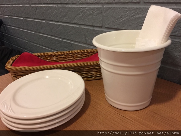 堤諾義式比薩Tino's Pizza Cafe:【台北士林】Tino's Pizza Café 堤諾義式比薩(士林中正店)