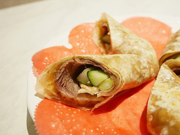 八珍饌(公益店):八珍饌-台中公益路北方料理 由老師傅親自操刀 讓顧客回味道地經典味 湯包、鍋貼、麵點應有盡有 一起來享用眷村好味道