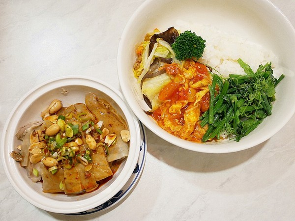 八珍饌(公益店):八珍饌-台中公益路北方料理 由老師傅親自操刀 讓顧客回味道地經典味 湯包、鍋貼、麵點應有盡有 一起來享用眷村好味道