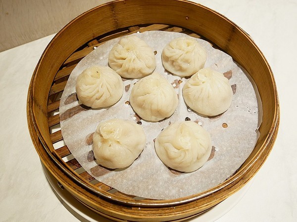 八珍饌(公益店):八珍饌-台中公益路北方料理 由老師傅親自操刀 讓顧客回味道地經典味 湯包、鍋貼、麵點應有盡有 一起來享用眷村好味道