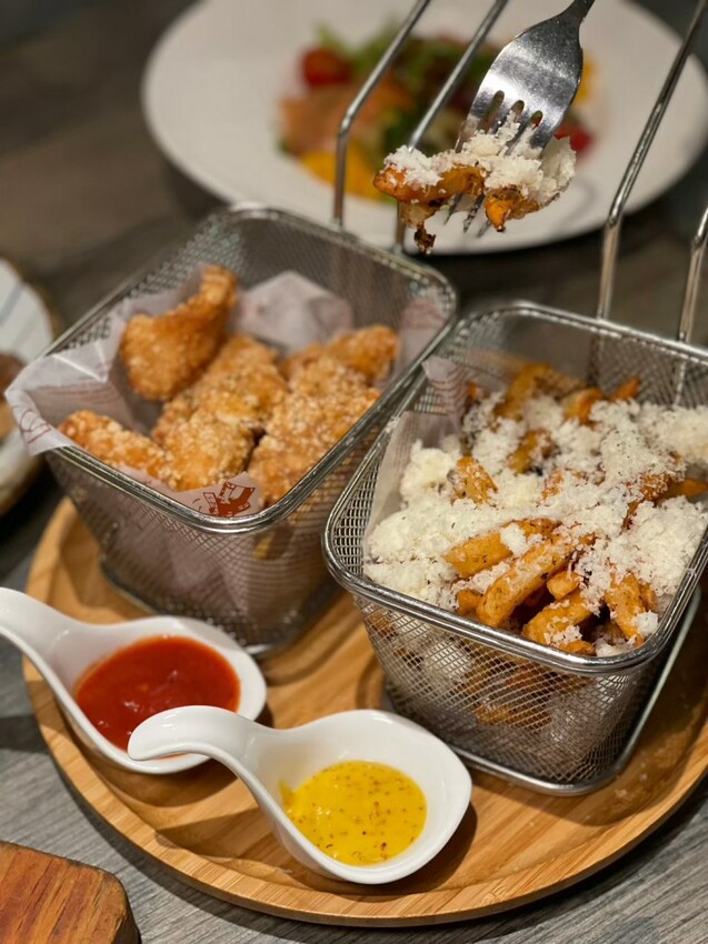 台北聚餐慶生推薦【Ulove羽樂歐陸創意料理】燉飯 排餐 蛋糕 小包廂空間 - 雁雁｜美食 旅遊 生活娛樂