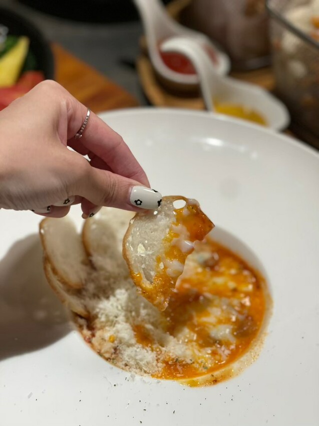 台北聚餐慶生推薦【Ulove羽樂歐陸創意料理】燉飯 排餐 蛋糕 小包廂空間 - 雁雁｜美食 旅遊 生活娛樂