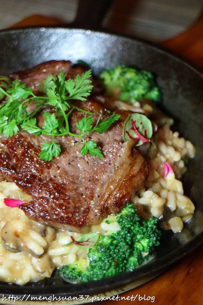 20180427_180427_0062