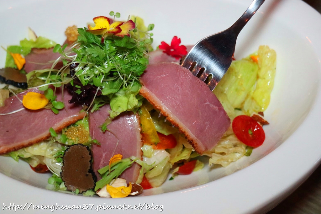 20180427_180427_0068