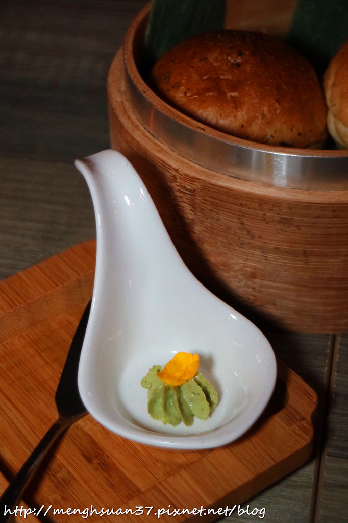 20180427_180427_0091