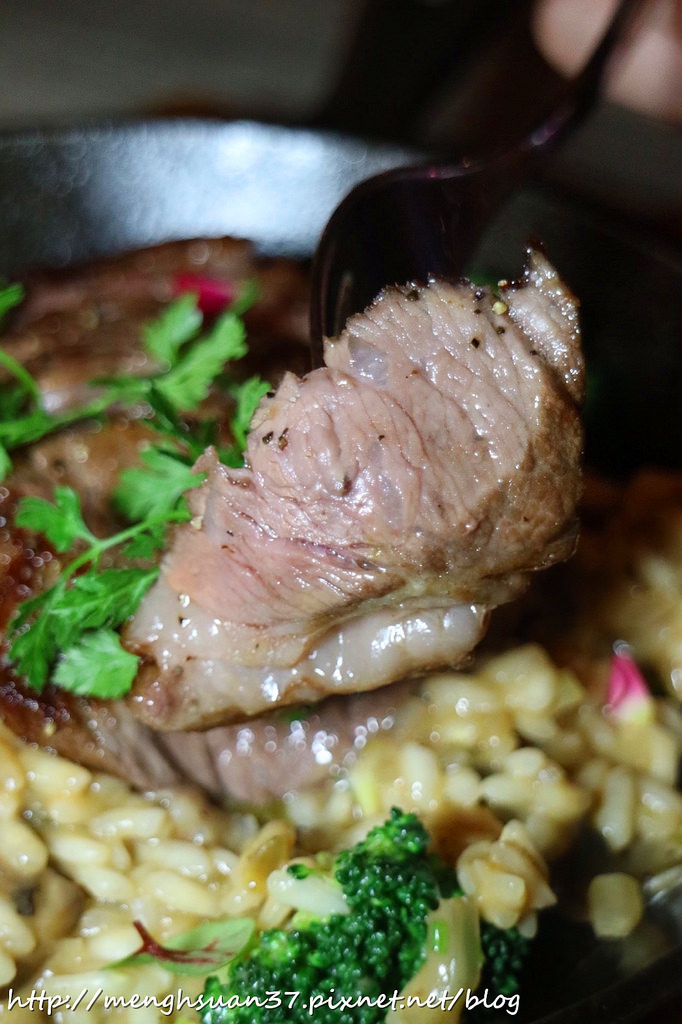 20180427_180427_0058