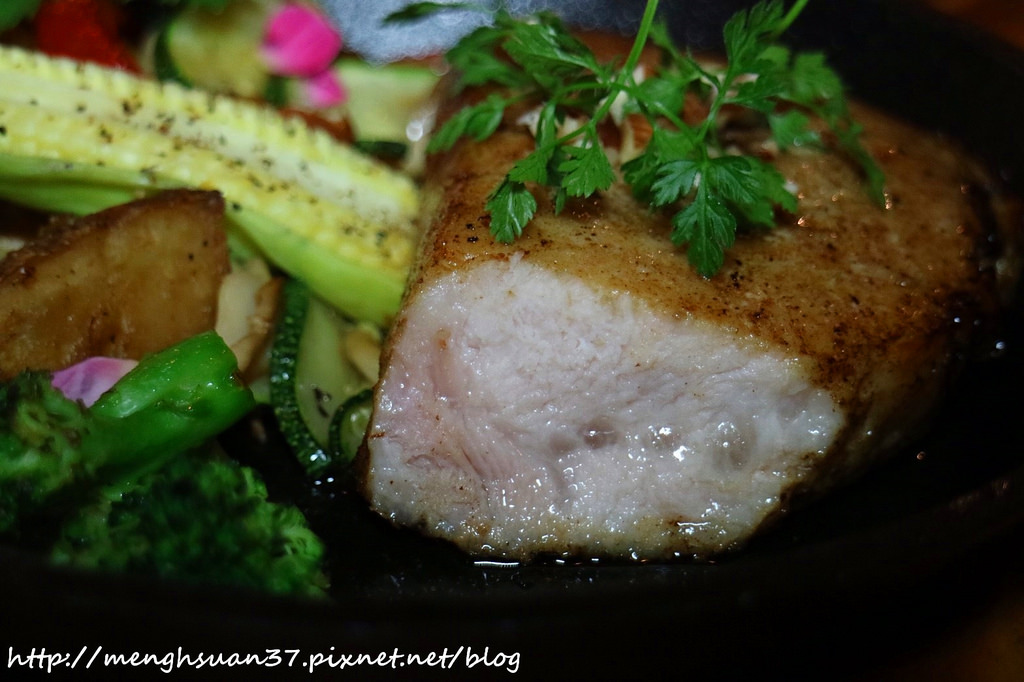 20180427_180427_0047