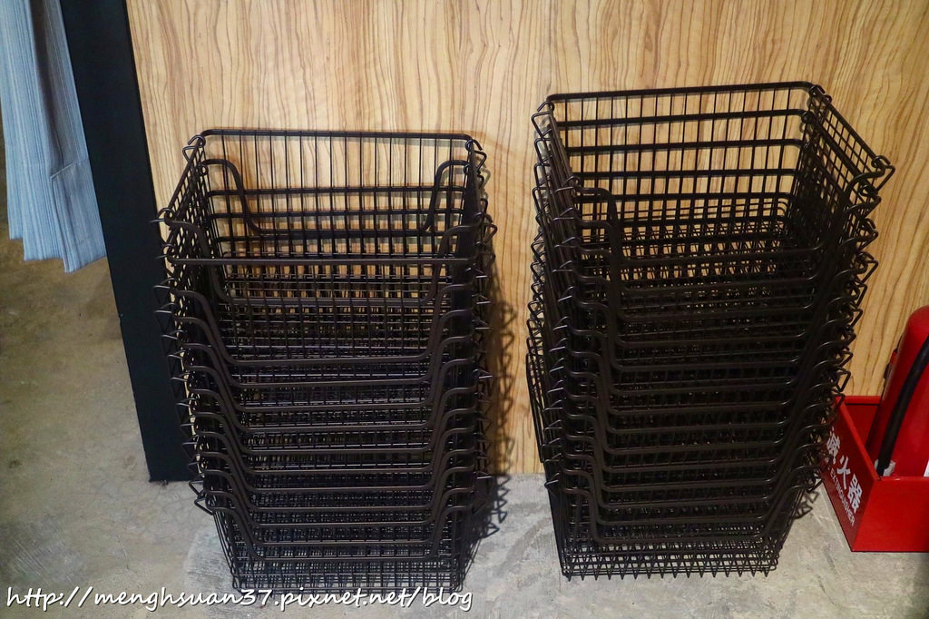 20180427_180427_0004