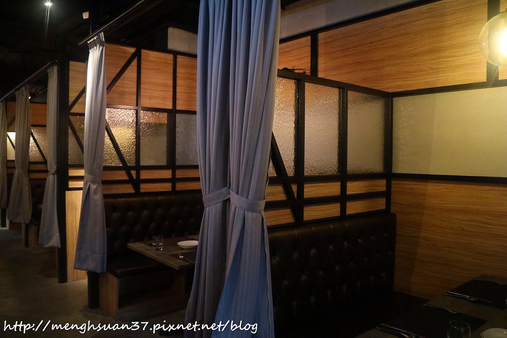 20180427_180427_0002