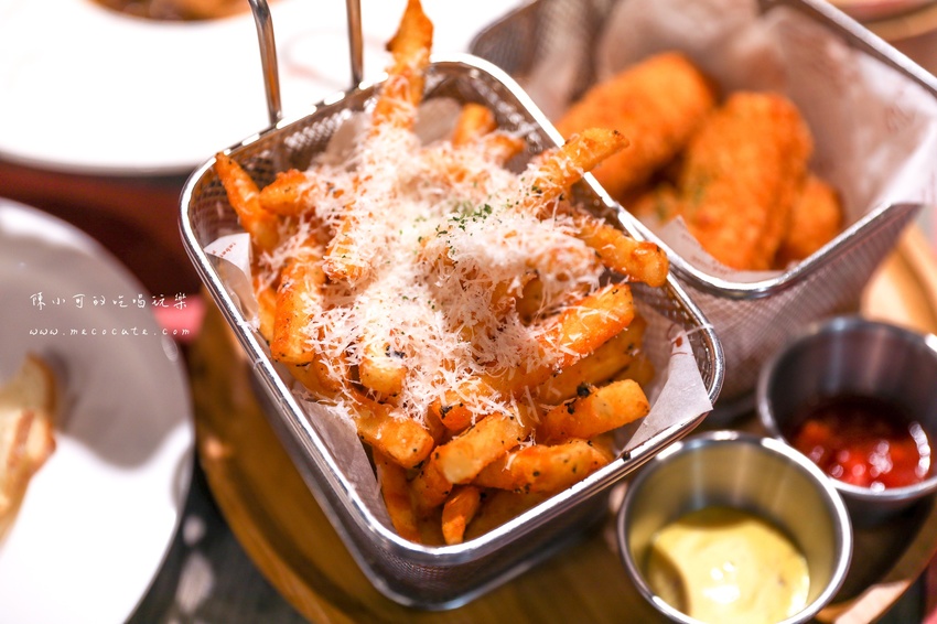 Ulove羽樂歐陸創意料理,台北,台北必吃美食,台北有包廂的餐廳,台北歐式排餐,台北約會餐酒館,小巨蛋餐廳,小巨蛋餐廳推薦,羽樂,羽樂林依晨,羽樂歐陸創意料理交通,羽樂歐陸創意料理商業午餐,羽樂歐陸創意料理老闆,羽樂歐陸菜單,羽樂訂位 @陳小可的吃喝玩樂