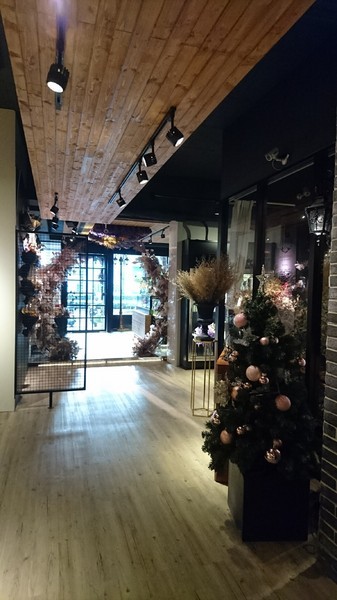 CandyFloss Flower&Caf'e 棉花糖花藝·甜點·下午茶:高雄~CandyFloss Flower&Caf'e 棉花糖花藝·甜點·下午茶~超好拍旋轉木馬、花藝裝飾~夢幻系餐廳~適合情侶約會的好地方~