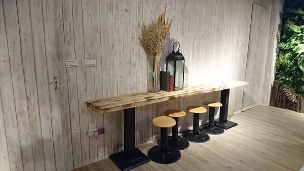 CandyFloss Flower&Caf'e 棉花糖花藝·甜點·下午茶:高雄~CandyFloss Flower&Caf'e 棉花糖花藝·甜點·下午茶~超好拍旋轉木馬、花藝裝飾~夢幻系餐廳~適合情侶約會的好地方~