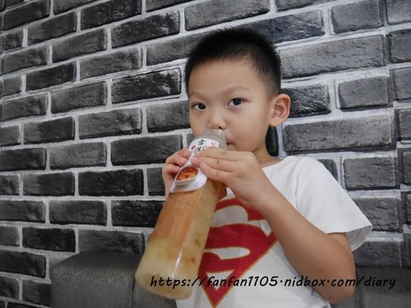 【傳承小館】傳承健康 傳承愛 #黑木耳露 #桃膠雪蓮子銀耳露 #木耳露 #養生 #健康 #養顏美容 (13).JPG