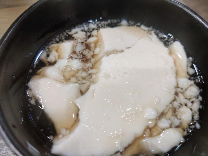 八方盈精燉牛肉麵 豆花