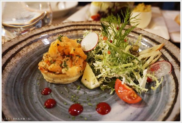 咕嚕好吃法式風味廚坊-13-自製香草醃鮭沙拉.JPG 咕嚕好吃法式風味廚坊-13-自製香草醃鮭沙拉.JPG