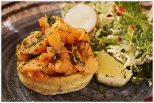 咕嚕好吃法式風味廚坊-14-自製香草醃鮭沙拉.JPG 咕嚕好吃法式風味廚坊-14-自製香草醃鮭沙拉.JPG