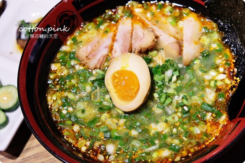 台中拉麵推薦|吃拉麵九宮格小菜免費送,限量超大蛤蠣拉麵必點! 台中拉麵推薦|吃拉麵九宮格小菜免費送,限量超大蛤蠣拉麵必點!