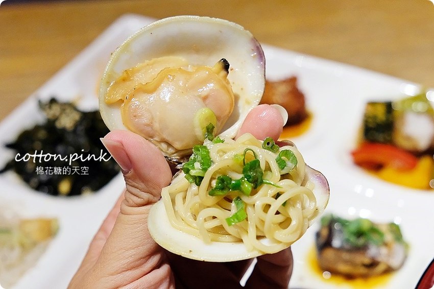 台中拉麵推薦|吃拉麵九宮格小菜免費送,限量超大蛤蠣拉麵必點! 台中拉麵推薦|吃拉麵九宮格小菜免費送,限量超大蛤蠣拉麵必點!