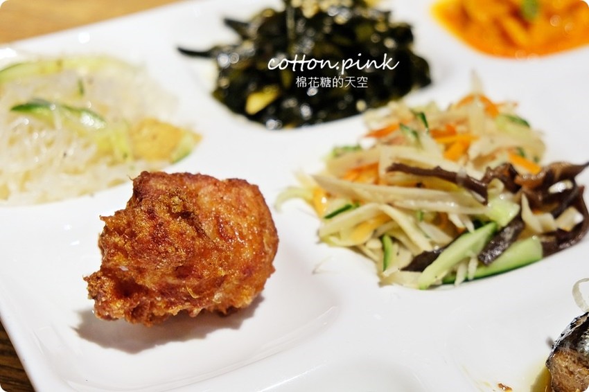 台中拉麵推薦|吃拉麵九宮格小菜免費送,限量超大蛤蠣拉麵必點! 台中拉麵推薦|吃拉麵九宮格小菜免費送,限量超大蛤蠣拉麵必點!