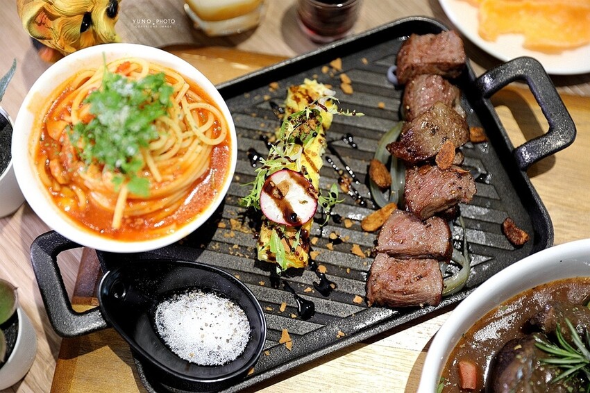 網囋「在地最強早午餐」人潮爆滿沒訂位吃不到 前夏慕尼主廚特色鐵板早午餐|WPAPA Teppanyaki Brunch 鐵板