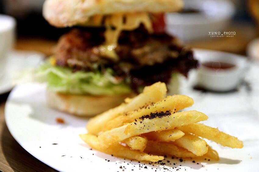 網囋「在地最強早午餐」人潮爆滿沒訂位吃不到 前夏慕尼主廚特色鐵板早午餐|WPAPA Teppanyaki Brunch 鐵板