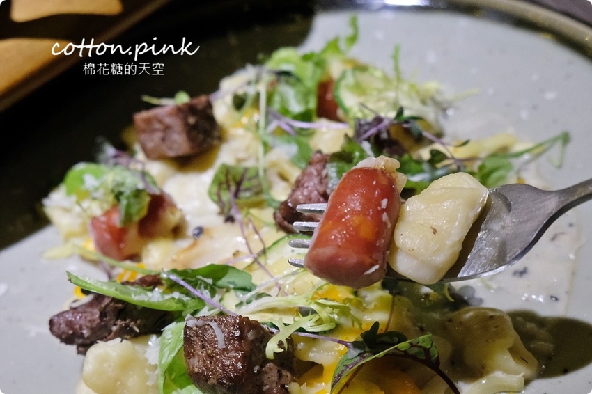 台中大里人氣早午餐晚餐時段開賣!WPAPA Teppanyaki超美星星餐廳夜間限定~大推手工麵 - 棉花糖的天空