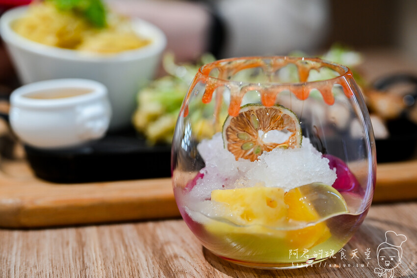 這間藏身在巷弄內的法式創意鐵板早午餐料理，連在地人假日也會排隊來吃！