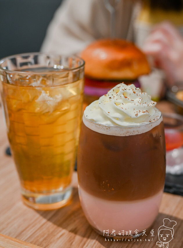 這間藏身在巷弄內的法式創意鐵板早午餐料理，連在地人假日也會排隊來吃！