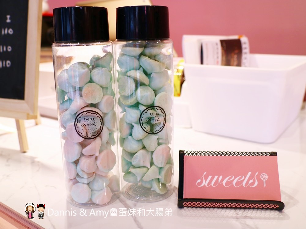 《新竹市區甜點推薦》甜甜雨法式甜點店。 在粉紅 x 大理石x 夢幻棉花雲空間下享受法國藍帶下午茶︱晶品城購物廣場1樓新竹火車站附近（影片）