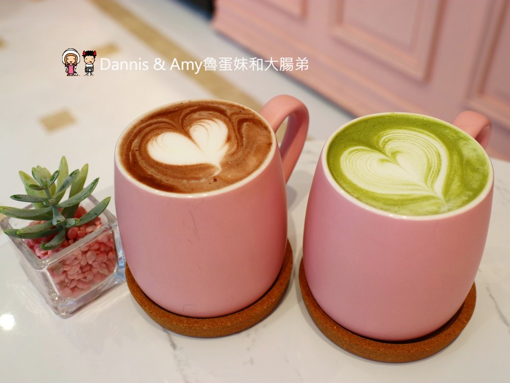 《新竹市區甜點推薦》甜甜雨法式甜點店。 在粉紅 x 大理石x 夢幻棉花雲空間下享受法國藍帶下午茶︱晶品城購物廣場1樓新竹火車站附近（影片）