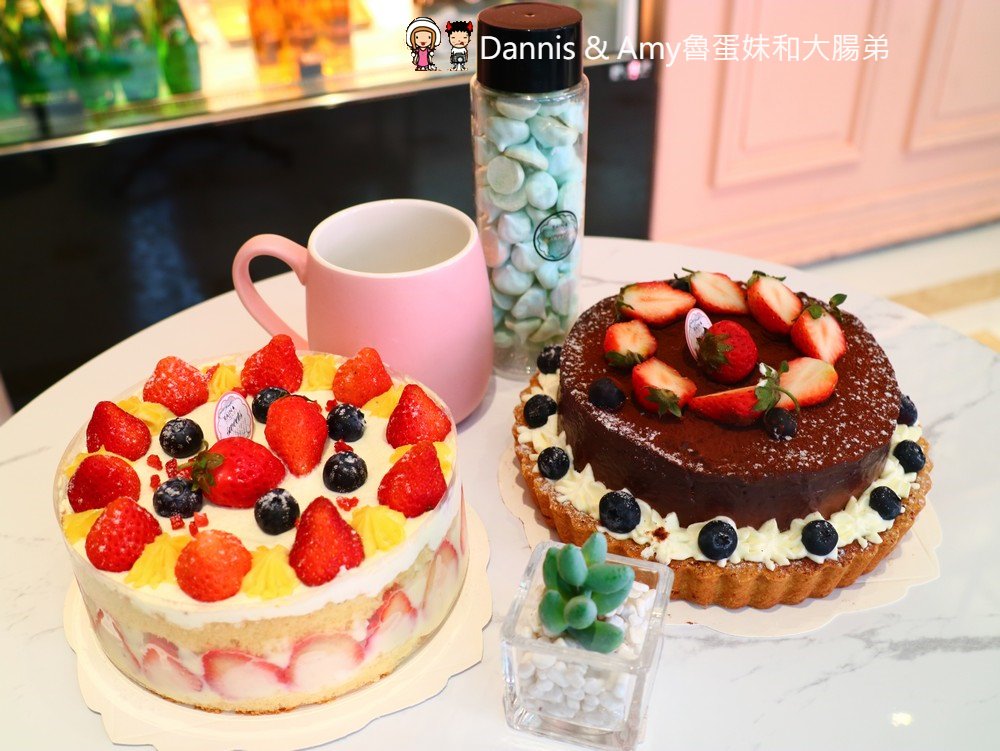 《新竹市區甜點推薦》甜甜雨法式甜點店。 在粉紅 x 大理石x 夢幻棉花雲空間下享受法國藍帶下午茶︱晶品城購物廣場1樓新竹火車站附近（影片）