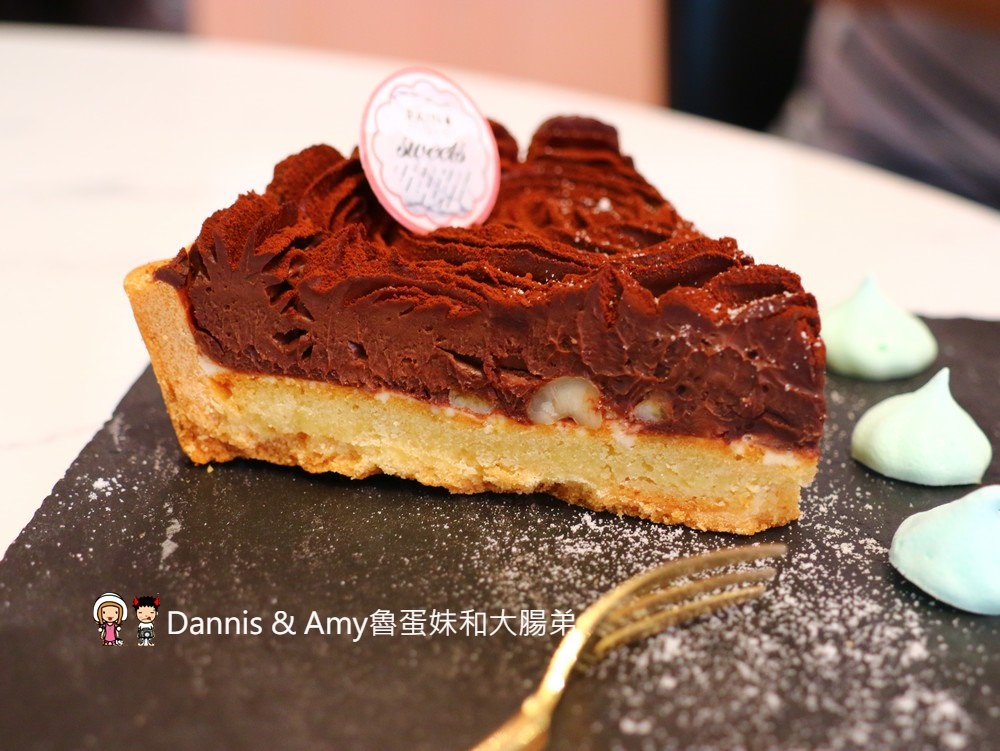 《新竹市區甜點推薦》甜甜雨法式甜點店。 在粉紅 x 大理石x 夢幻棉花雲空間下享受法國藍帶下午茶︱晶品城購物廣場1樓新竹火車站附近（影片）