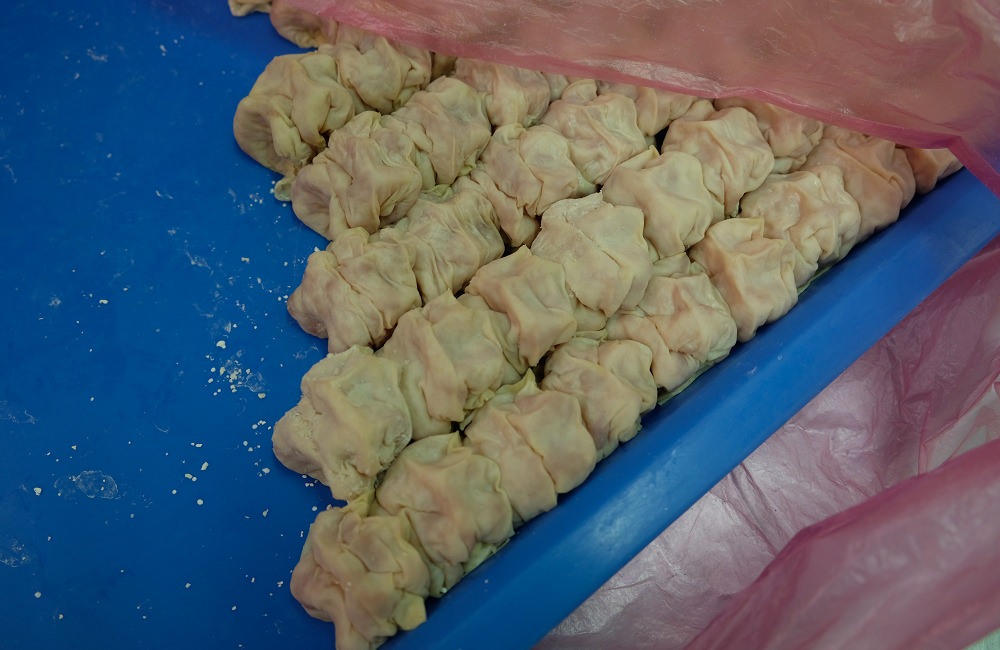 [嘉義]東區公明路 雞汁大餛飩皮薄肉鮮 珍品味麵食館 嘉義市東公有零售市場美食