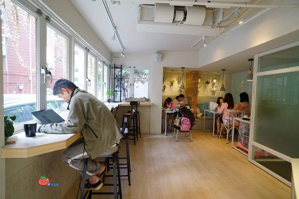 【大安區美食】F&F 仁愛•輕概念食飲 國泰醫院旁 近信義安和站