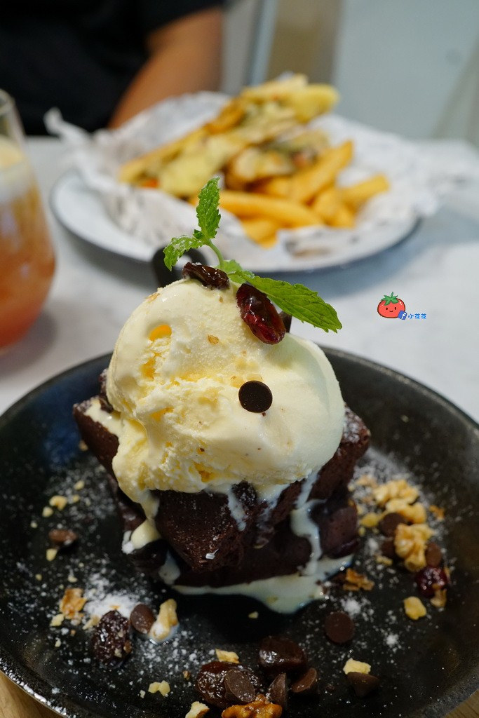 【大安區美食】F&F 仁愛•輕概念食飲 國泰醫院旁 近信義安和站