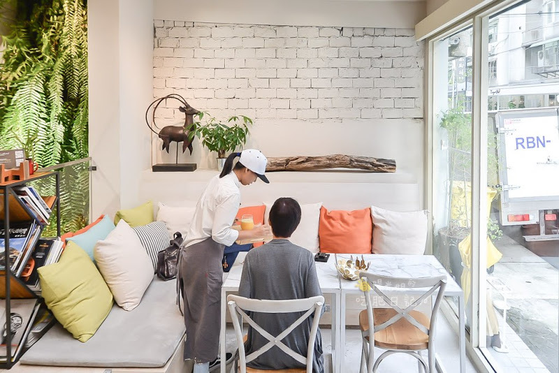 F&F 仁愛•輕概念食飲 / Five & Fantast RenAi Dining Ideas-信義安和站附近食材新鮮無過多調味的上班族午餐聚會餐廳