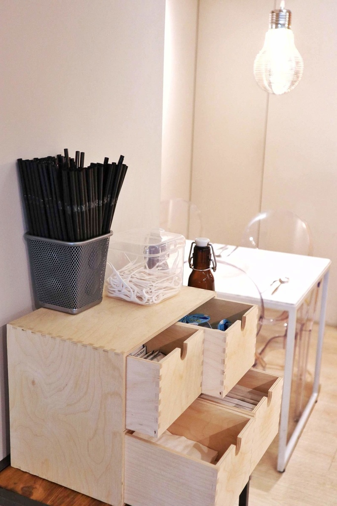 F&F仁愛.輕概念食飲/FIVE & FANTAST RENAI DINING IDEAS F&F仁愛.輕概念食飲/FIVE & FANTAST RENAI DINING IDEAS