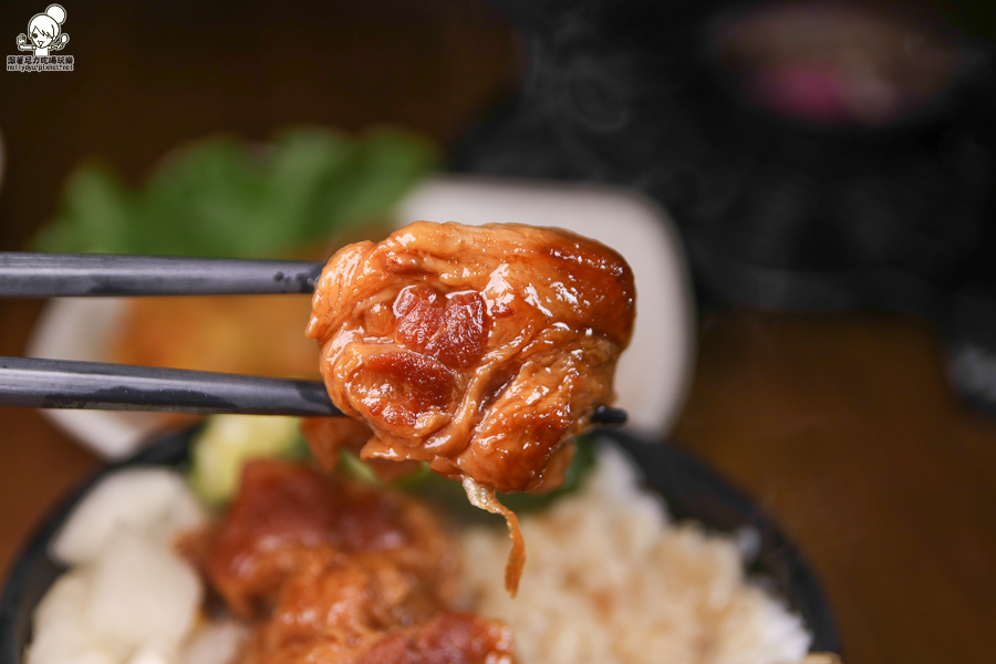 溫暖滋味的御膳房迷你土雞鍋，湯頭獨特土雞肉保有Q彈度、入口即化虎掌飯必點 - 跟著尼力吃喝玩樂＆親子生活