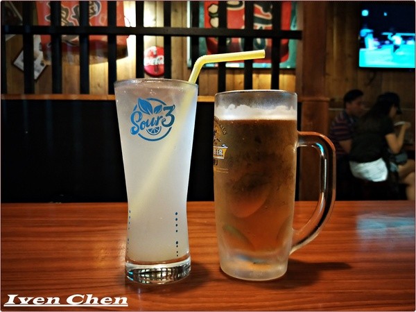 醬串-日式串燒居酒屋:《中山國小居酒屋》下班後的溫馨解壓小酌\清酒限時喝到飽\串燒美味平價的『醬串-日式串燒居酒屋』