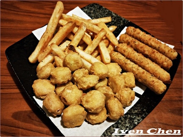 醬串-日式串燒居酒屋:《中山國小居酒屋》下班後的溫馨解壓小酌\清酒限時喝到飽\串燒美味平價的『醬串-日式串燒居酒屋』