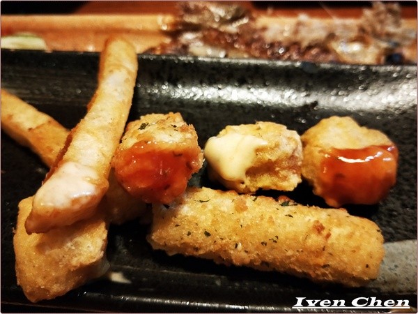 醬串-日式串燒居酒屋:《中山國小居酒屋》下班後的溫馨解壓小酌\清酒限時喝到飽\串燒美味平價的『醬串-日式串燒居酒屋』