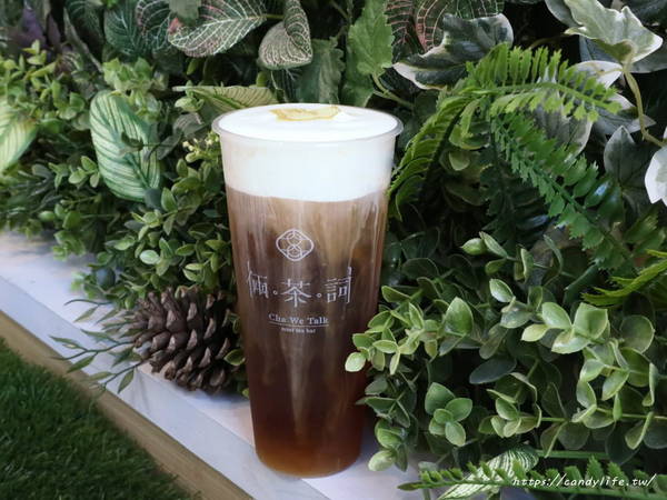 倆茶詞:台中美食│倆茶詞 – 藝文創新茶飲〃東海商圈文青飲料店,IG熱門打卡點,還有新鮮現沖原葉原萃茶~
