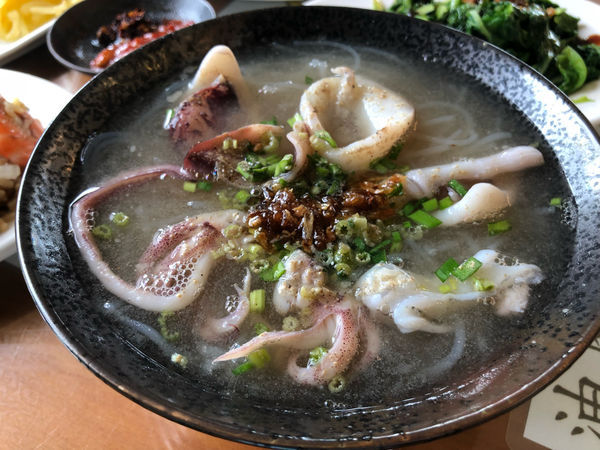 圓圓家出去玩—《新竹景點》放電遛小孩,放風箏保證不失敗《南寮漁港》戲水、觀浪、草地放風箏!