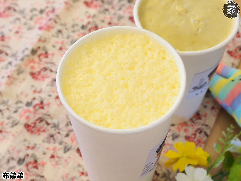 布弟弟Fruit tea tea，中科商圈新開幕新鮮現打果汁，紅、綠、青茶買2送1大優惠~