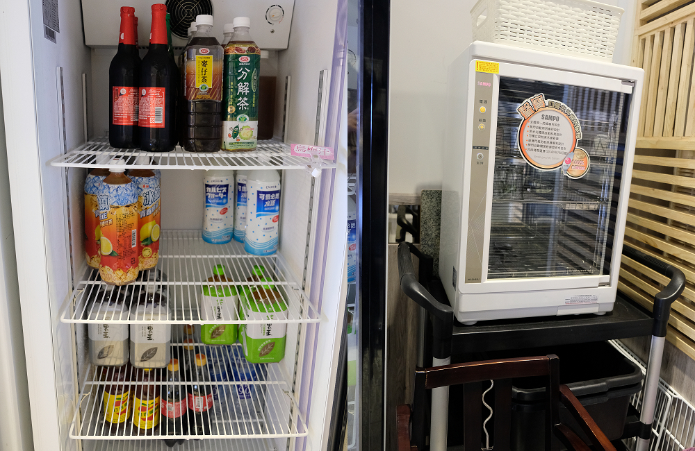 [台南]安平 玻璃牛溫體牛豬肉火鍋 玻璃花般的溫體牛肉 店家嚴選一般火鍋店吃不到的純手工火鍋料