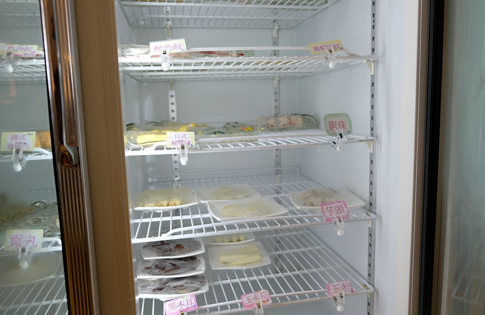 [台南]安平 玻璃牛溫體牛豬肉火鍋 玻璃花般的溫體牛肉 店家嚴選一般火鍋店吃不到的純手工火鍋料