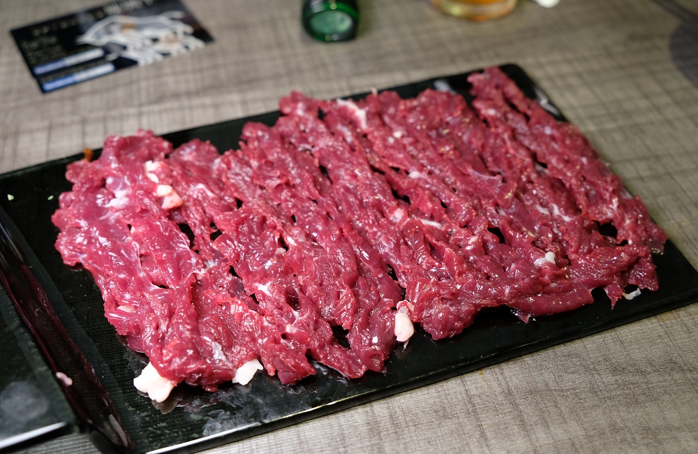 [台南]安平 玻璃牛溫體牛豬肉火鍋 玻璃花般的溫體牛肉 店家嚴選一般火鍋店吃不到的純手工火鍋料